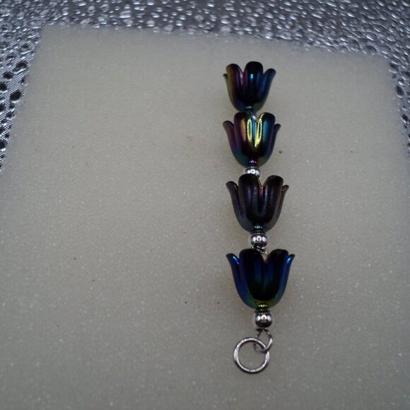 Iridescent Lilly of the Valley earrings and pendant set POS159 - Picture 5 of 11